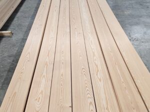 canadisk-laerk-27x142-mm-glathoevlet-terrassebraedder